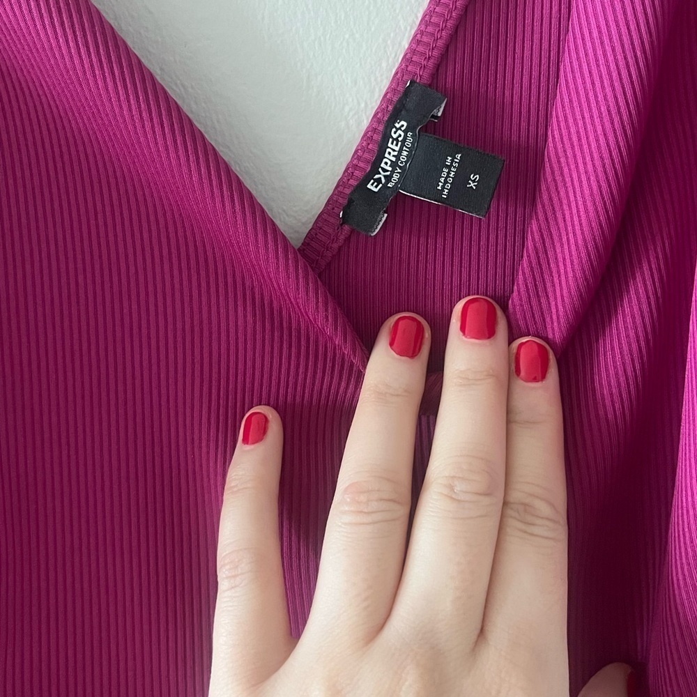 Express Magenta Ribbed Bodysuit - Picture 3 of 4
